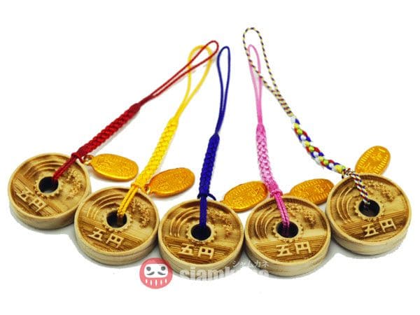 Japanese Wood 5 Yen Lucky Coin Charm